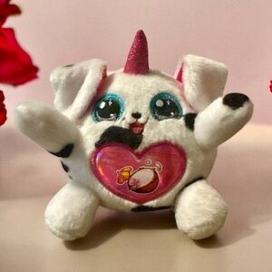 Zuru Mini Puppy Pegasus Plush with a heart and coconut